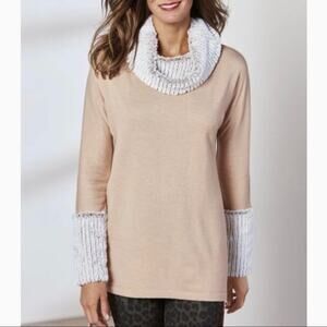 Soft Surroundings Aprs Tunic In Oatmeal + Fur Trim & Neck Size Woman's Small
